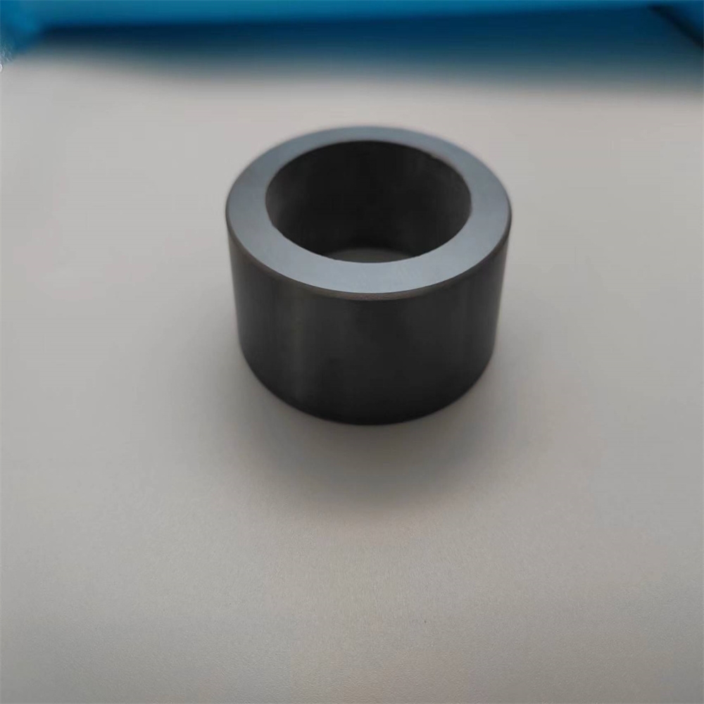 Silicon nitride ceramic ring